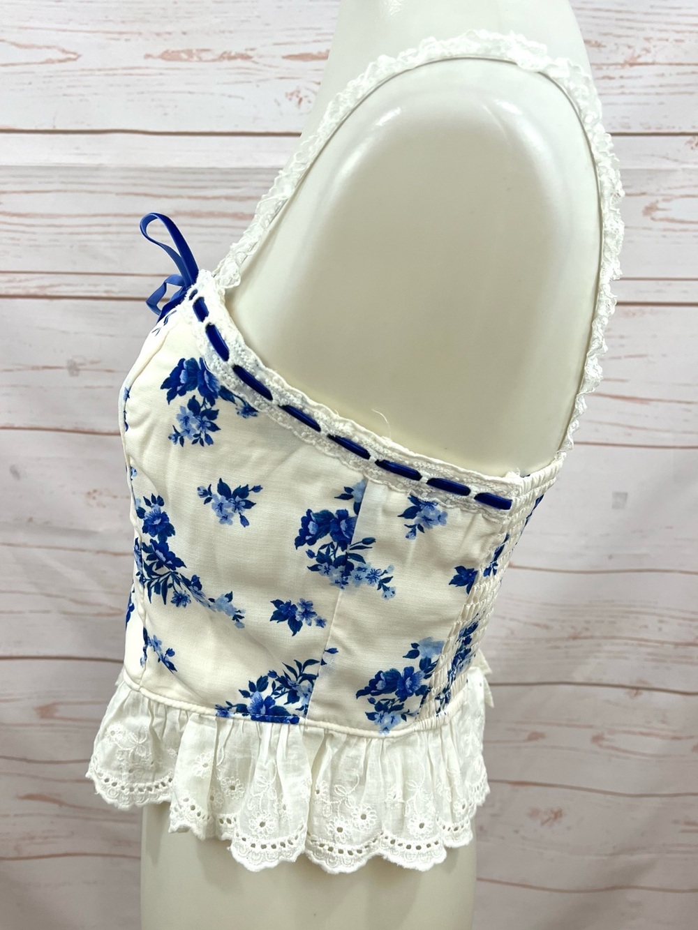 Thirty Thirty Modcloth French Floral Peplum Sweetheart Camisole Crop Tank Top - Picture 6 of 11